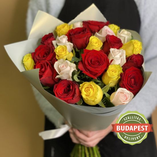 Színes rózsák virágcsokor - csak Budapestre