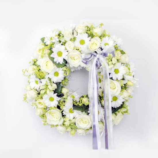 Peaceful, quite rest - open wreath