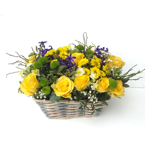 Sunny weekend - flower basket