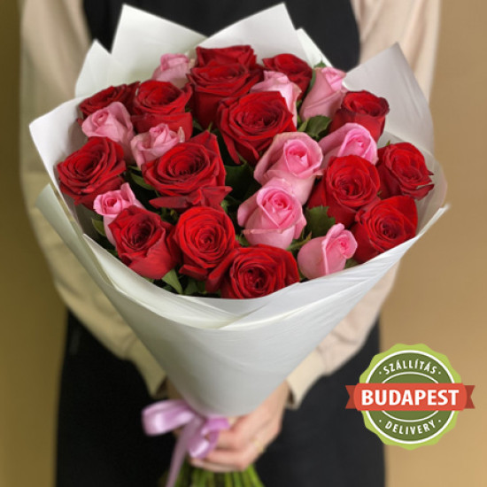 Bordó és rózsaszín rózsák virágcsokor - csak Budapestre