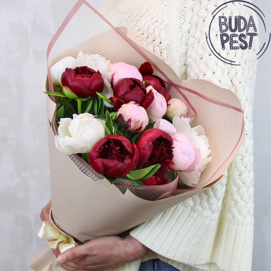 Peonia virágcsokor - csak Budapestre